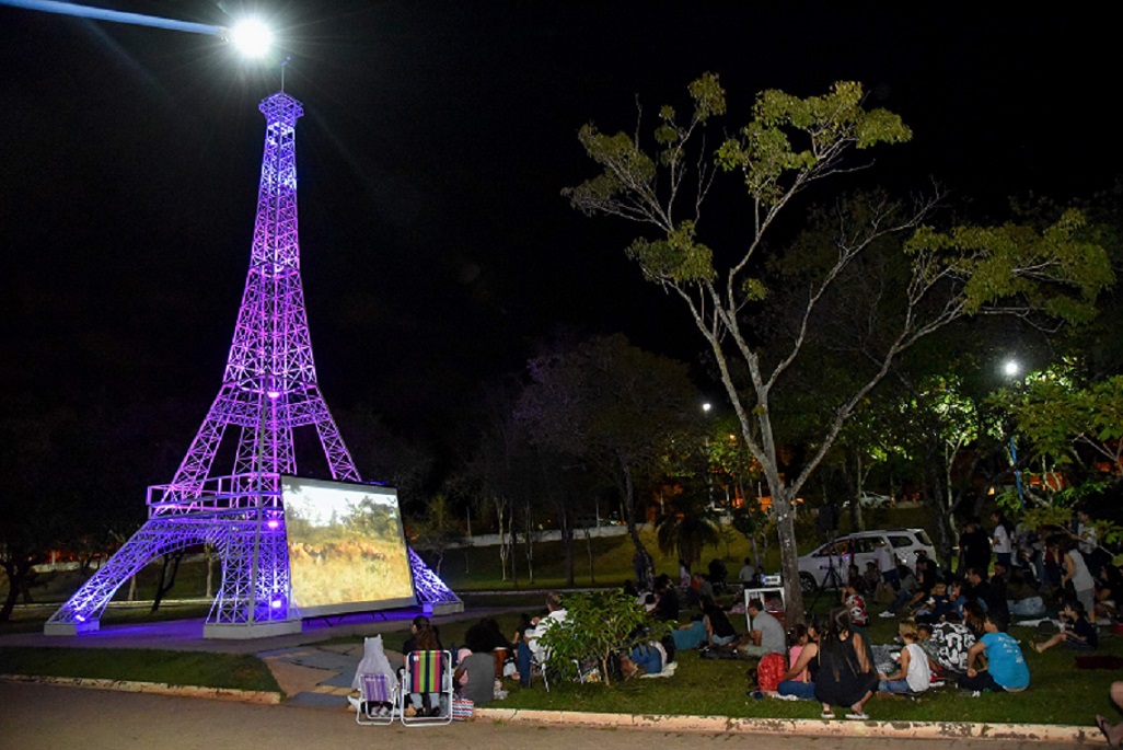 Cinema Ao Ar Livre Reuniu Grande Público No Lago - Diário Do Rio Claro